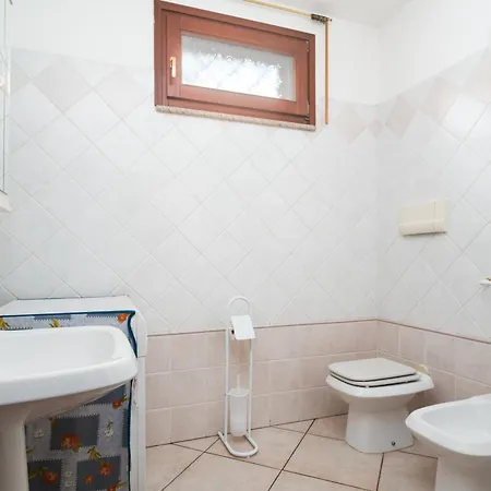 Confortevole E Fresco Seminterrato Apartmán